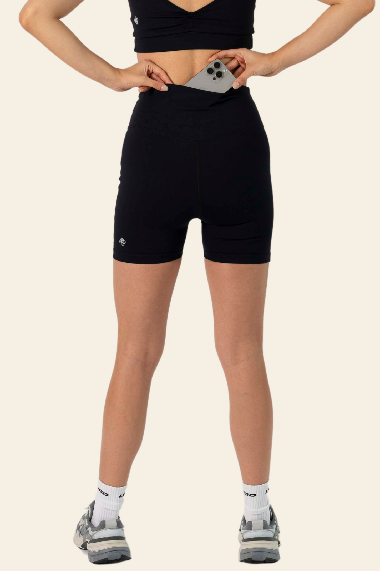 PLIÉ SHORT | BLACK