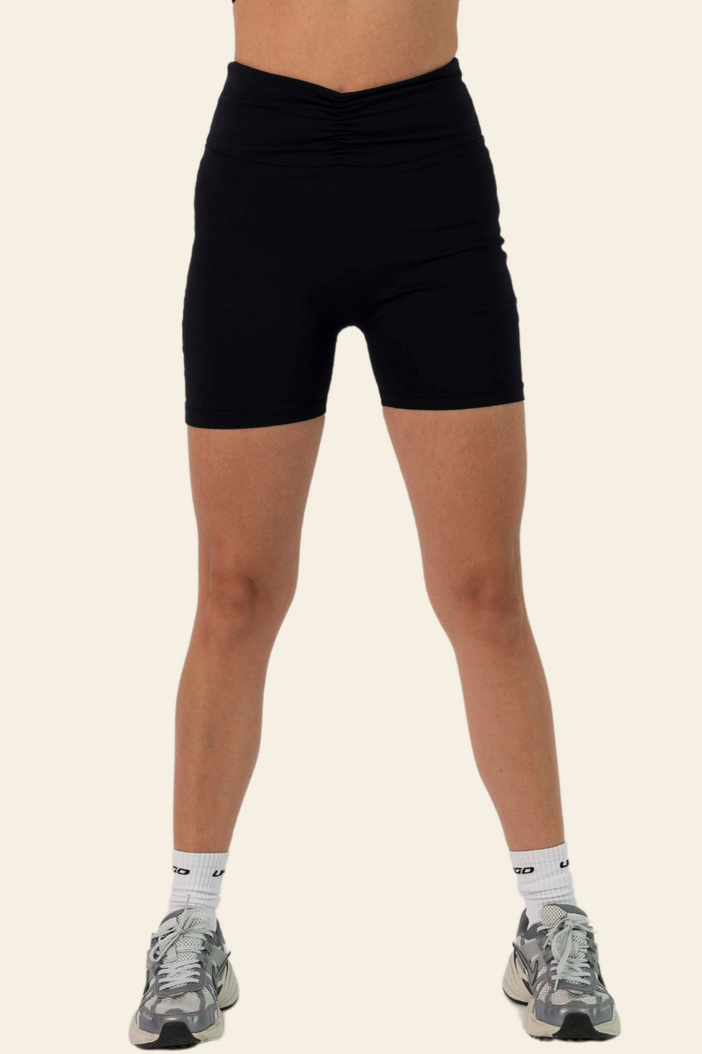 PLIÉ SHORT | BLACK