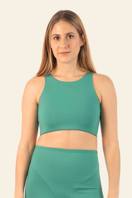 "Adagio Bra verde de Go Active con diseño moderno y soporte cómodo, ideal para entrenamientos de bajo impacto."

